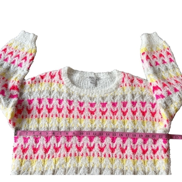 American Rag Cie Bright Pink & Yellow Patterned Fuzzy Soft Sweater, Size Large - Picture 7 of 10